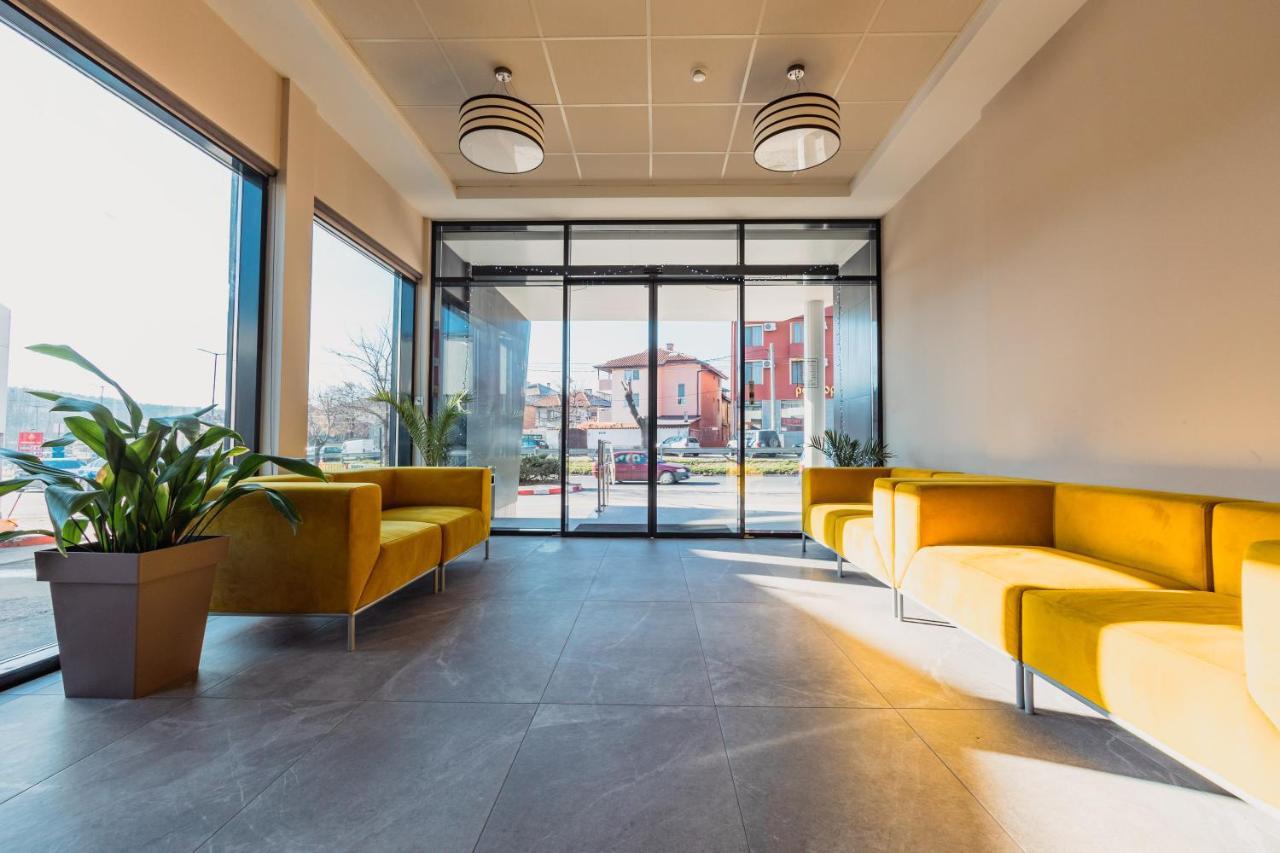 Hotel Verticalplus Haskovo Exterior photo